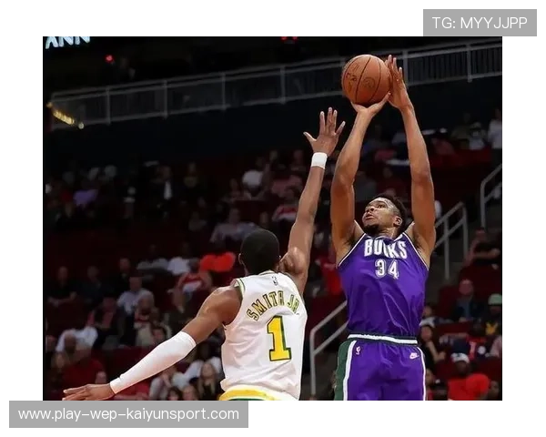 字母哥内线全面开火,密尔沃基主场强势压制