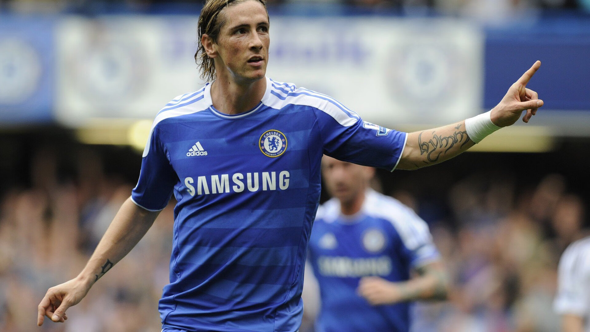 CS2枪械对决瞬间爆发热血，cs 枪械